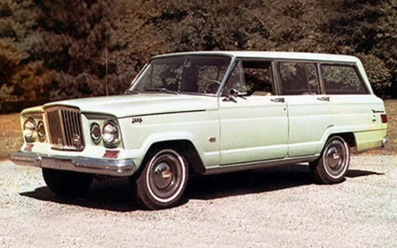 1963_JeepWagoneer2