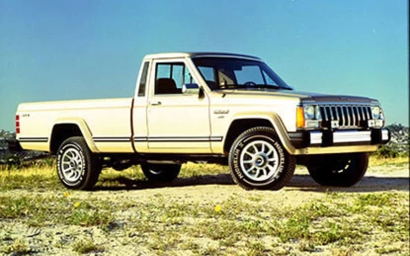 1986_Jp_Comanche_XLS_4x4_pickup_color2