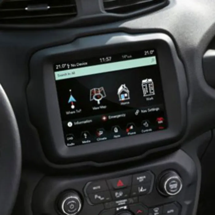 Uconnect™ 8,4” NAV (opció)